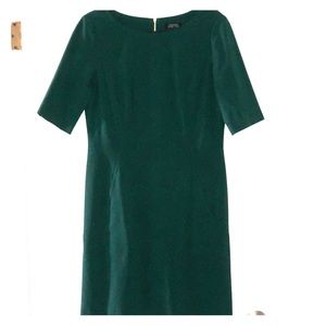Dark green Tahari dree